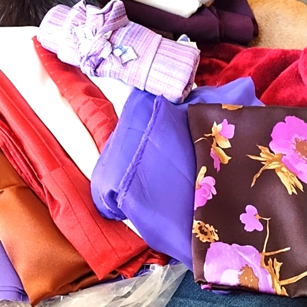 Quilting Scrap fabric Various Themes BULK BAG Crafts Sewing Material Lot